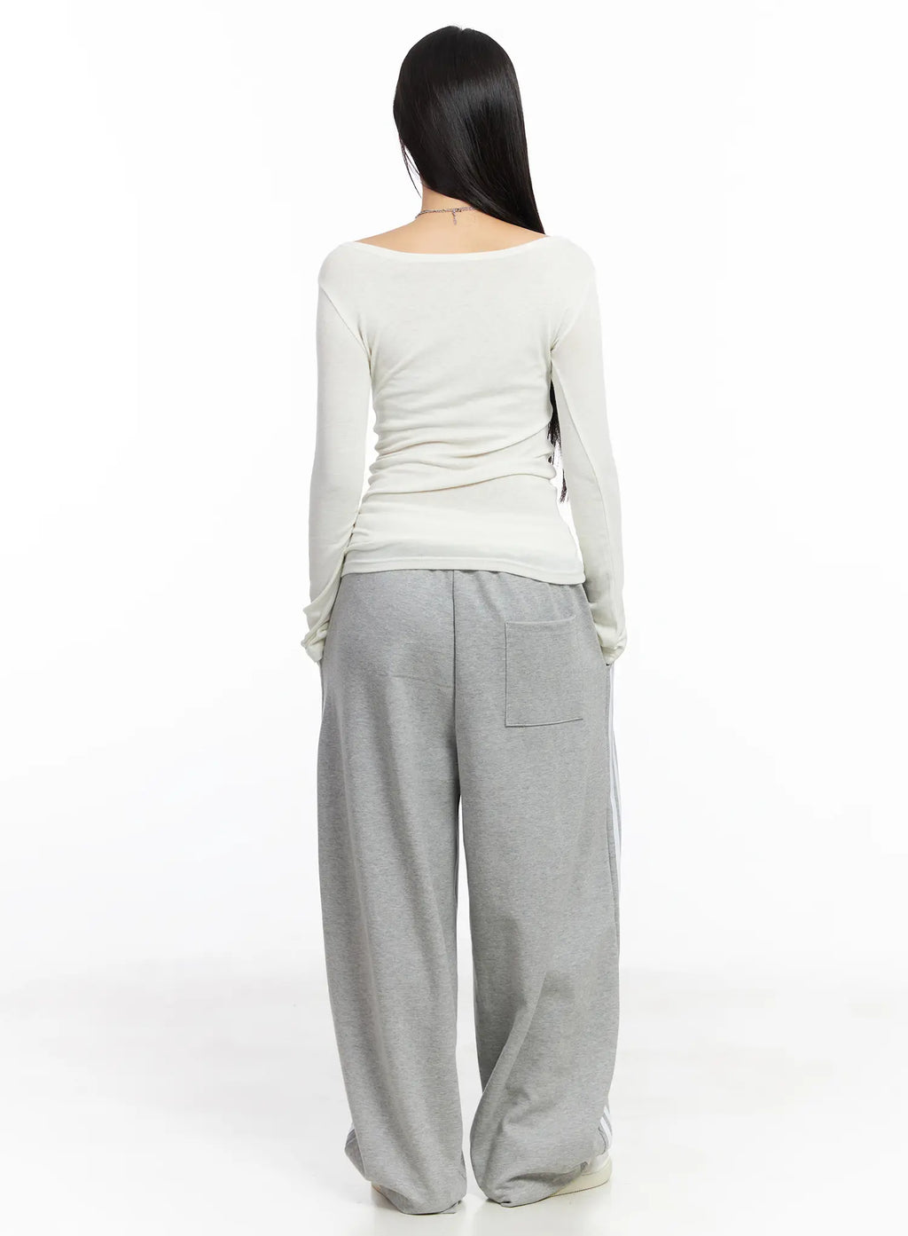 layered-two-tone-sweatpants-cf506-1