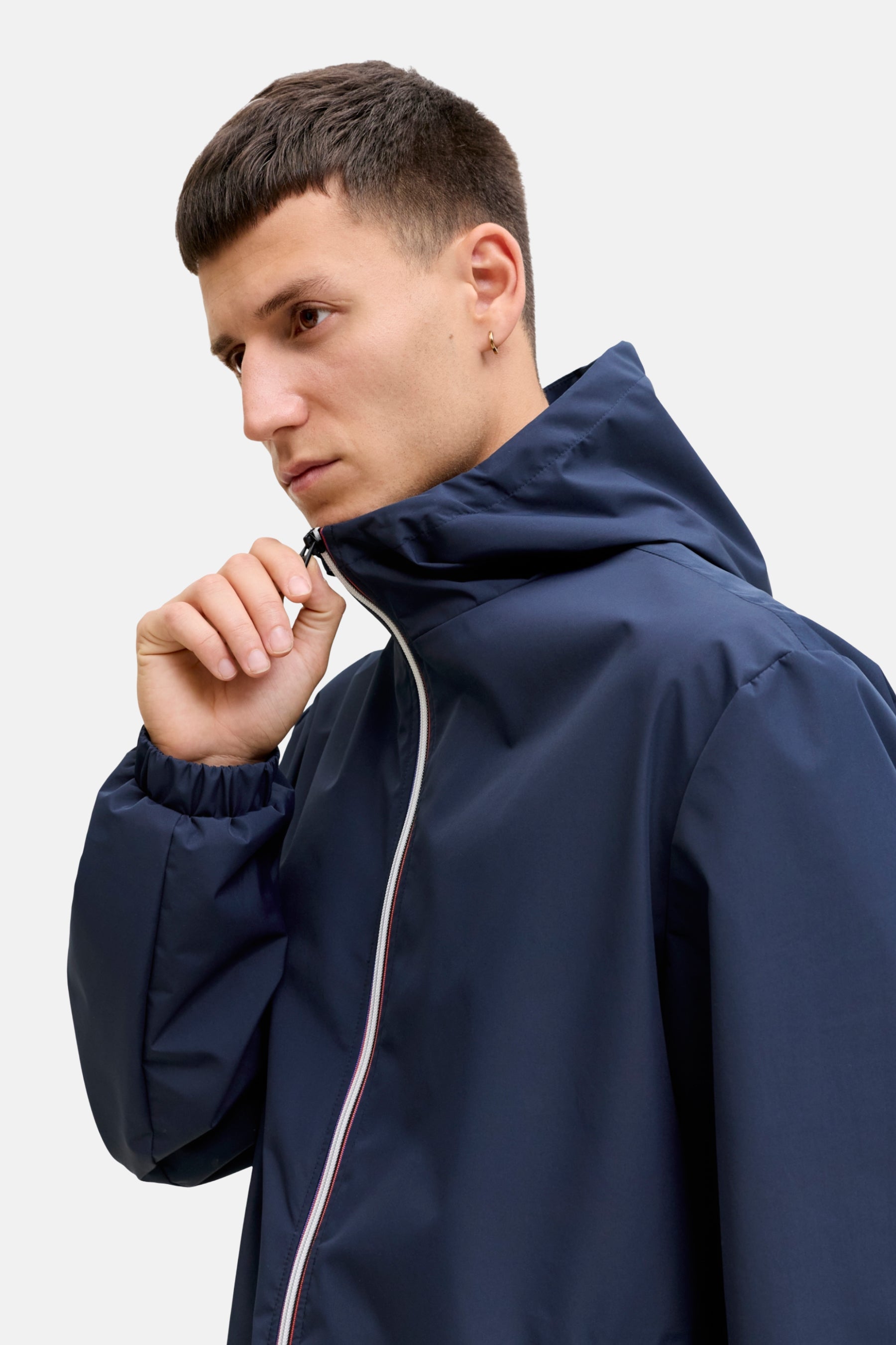 Blauwe korte jas van ORIGINALS BY JACK & JONES, met capuchon en ritssluiting aan de voorkant.