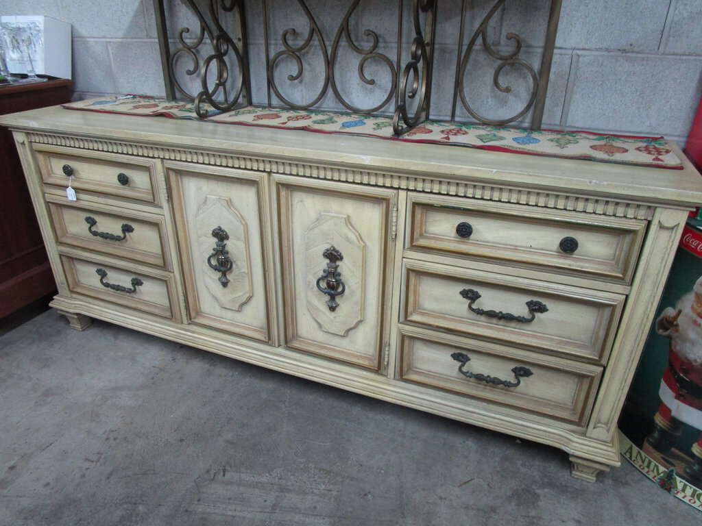Vintage Stanley Furniture French Provincial Dresser
