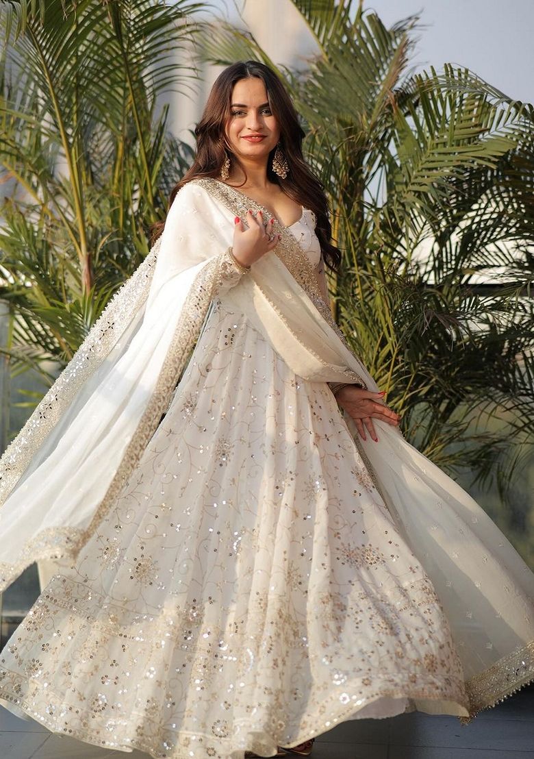 Long Full Sleeve Anarkali Dress Long Full Sleeve Anarkali Dress What Are  Some Tips For Styling A