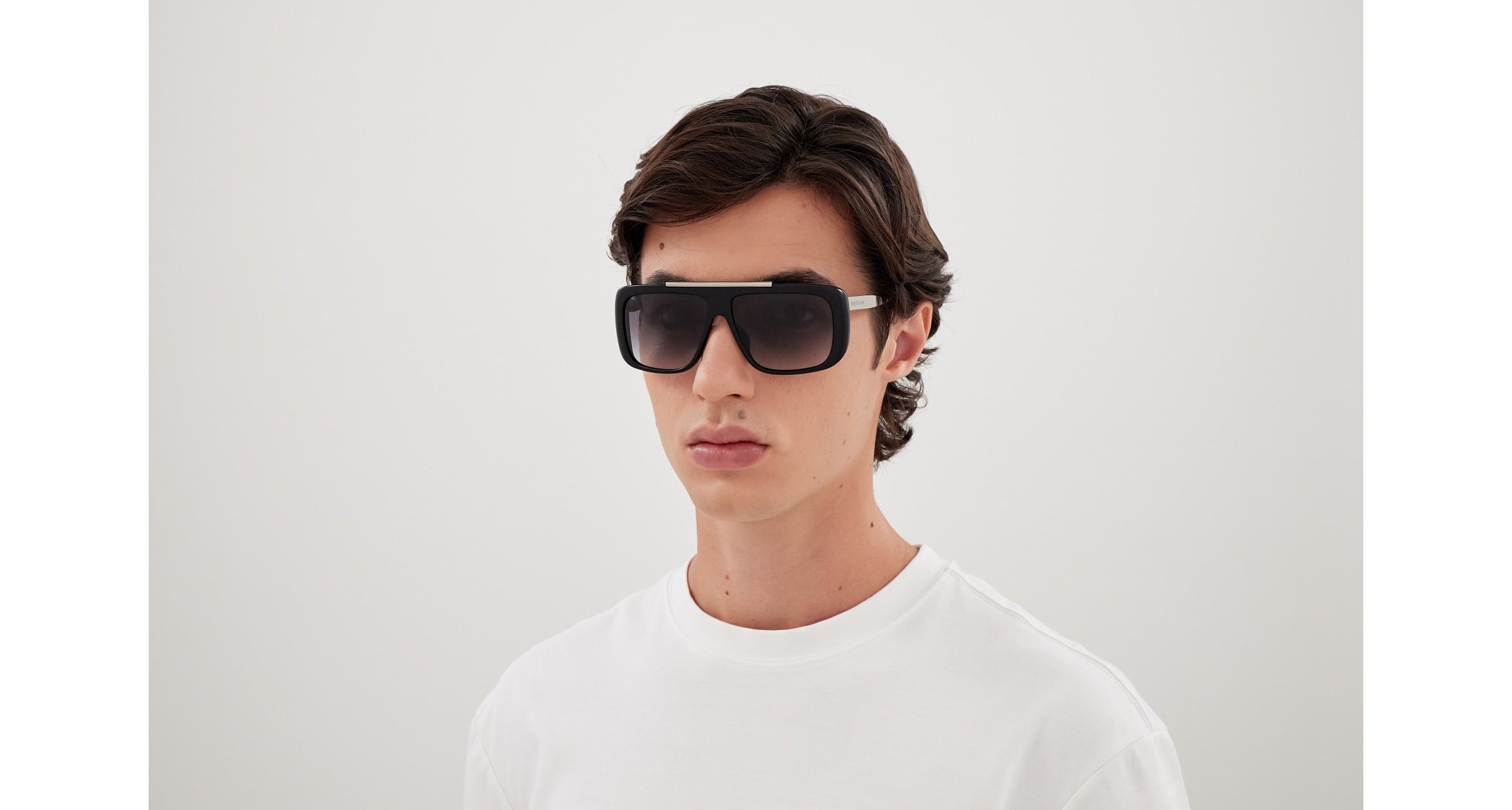 Alexander McQueen AM0492S 001