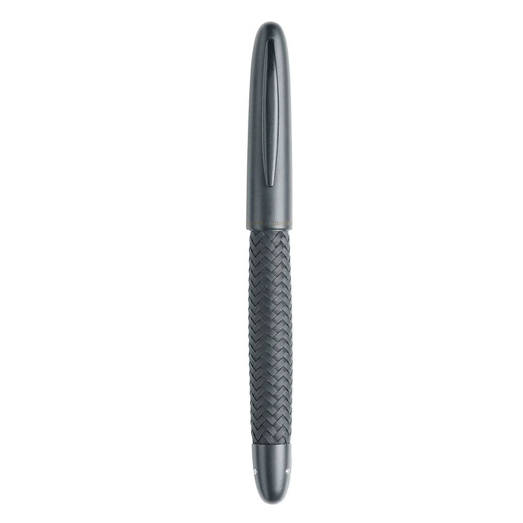 Porsche Design Tecflex Fountain Pen Black - 18K Gold Nib 2