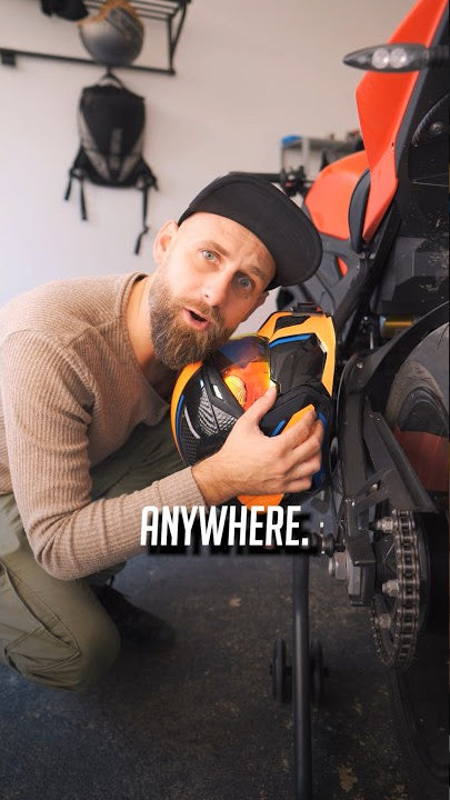 HOW TO CARRY PASSENGER HELMET ON SPORT BIKE 🤯