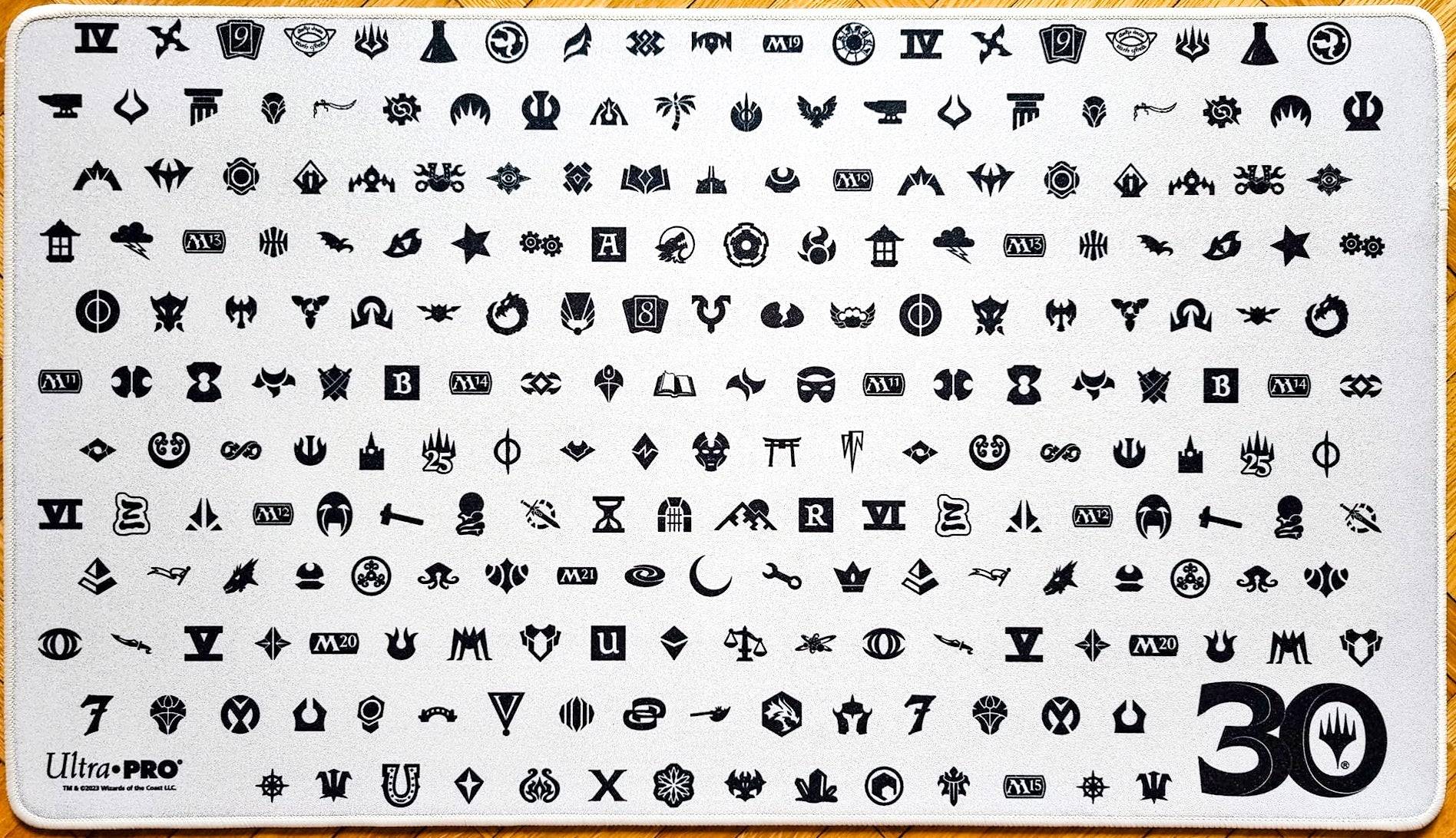 Set Symbols - Magic: The Gathering 30th Anniversary - Holofoil - Embroidered - MTG Playmat